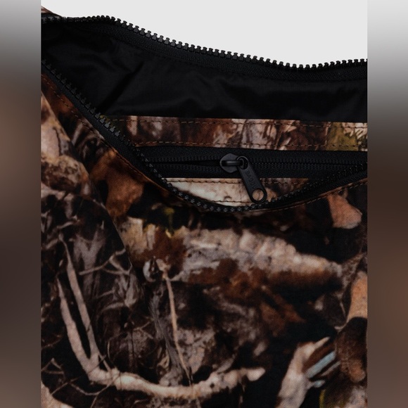 Baggu Crescent Bag - Picture 3 of 9